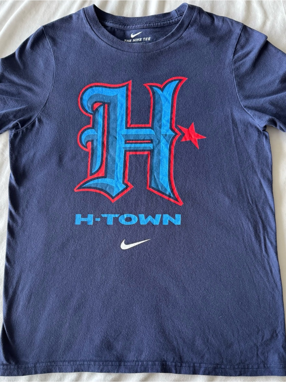 Nike Kids H-Town Graphic Tee in Navy and Blue size Lg